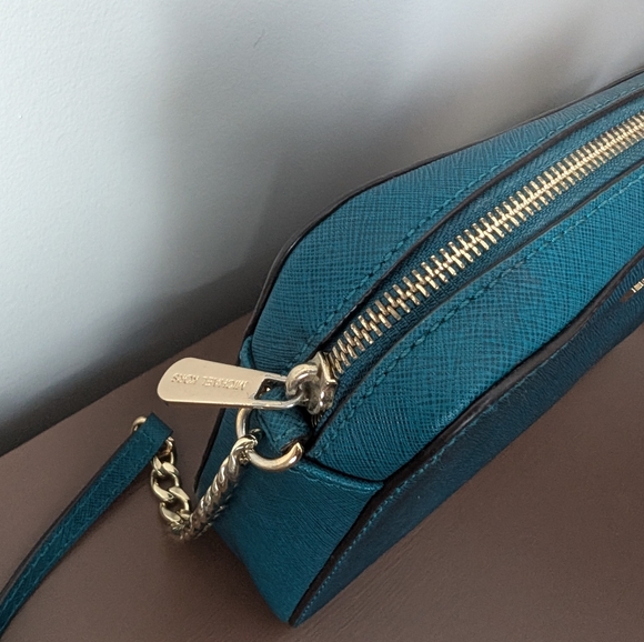 Michael Kors Jet Set Large Saffiano Leather Crossbody Bag - Picture 5 of 6